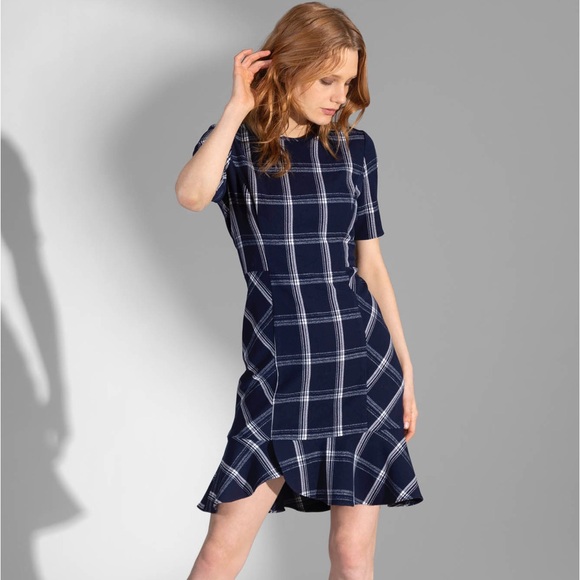 Shoshanna Dresses & Skirts - Shoshanna Layton Plaid Mini Dress